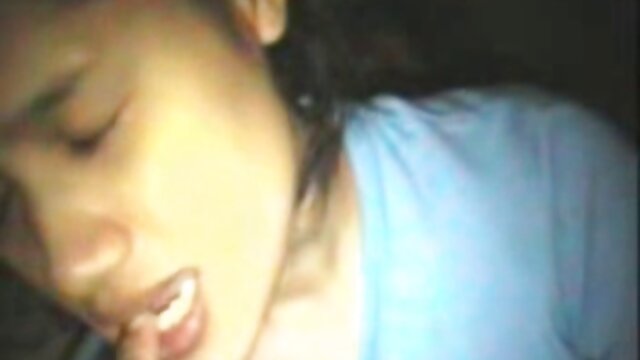 女の子と毛の商品を与えるインタビューに鋳造 女性 えっち 無料 動画