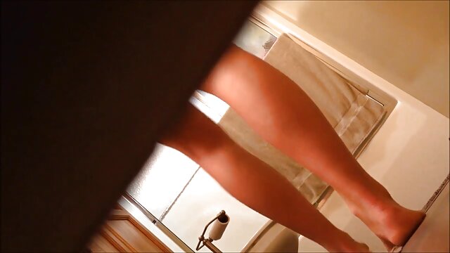 黒脂肪女性ダンスstripteaseの前にウェブカメラ 女性 玩具 動画