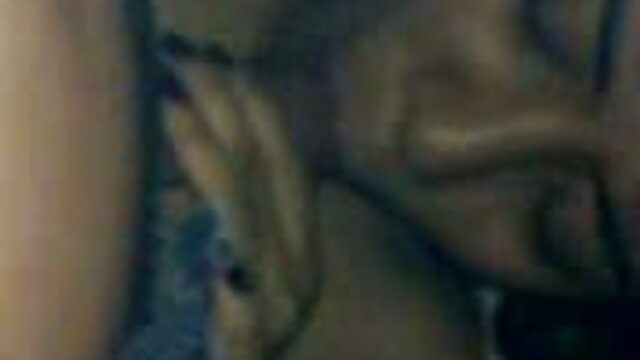 日当たりの良いレオーネ幅は、アパートで自分自身を撫で 女性 動画 無料